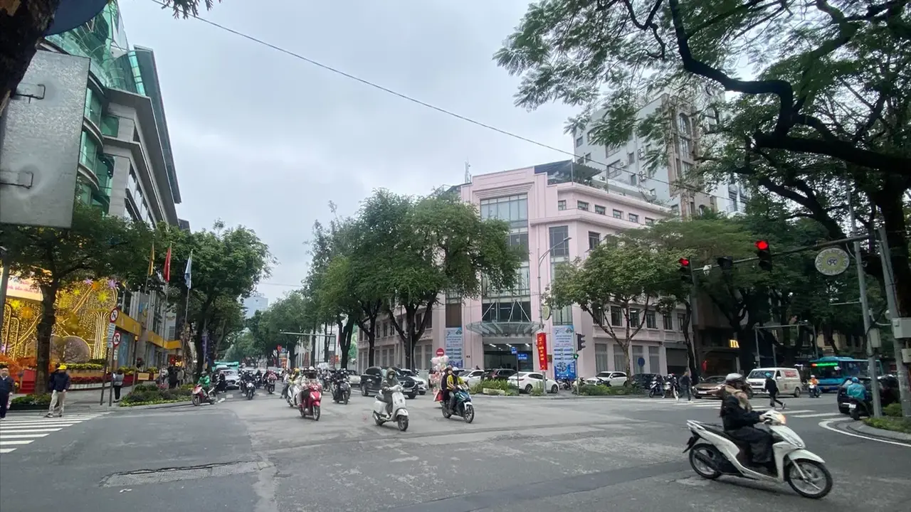 جبهة هوائية باردة تنهي استقرار الطقس شمال فيتنام بدءًا من 20 مارس